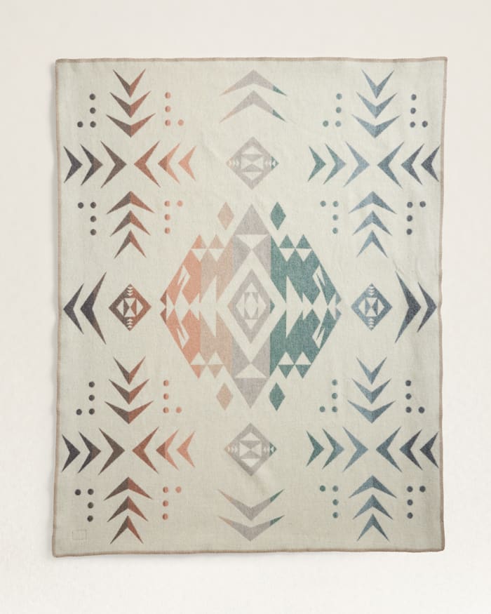 AGATE BEACH THROW