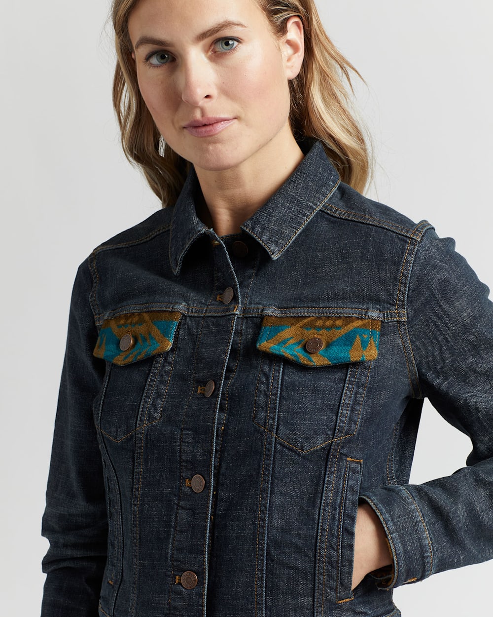 ALTERNATE VIEW OF WOMEN'S DIAMOND PEAK DENIM/WOOL JEAN JACKET IN BLUE image number 4