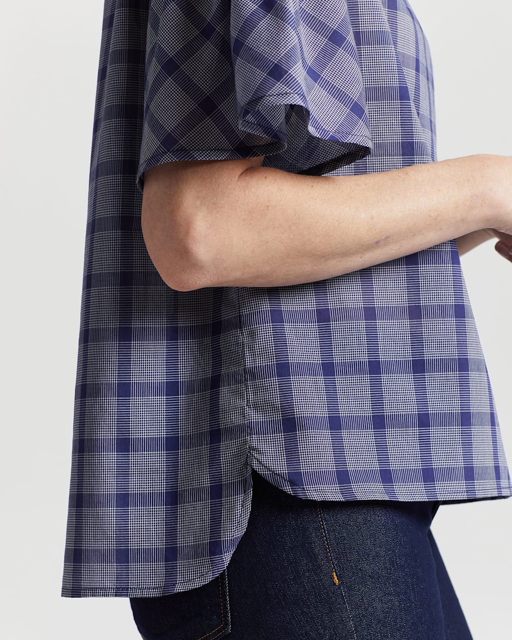 ALTERNATE VIEW OF WOMEN'S AIRY SHORT-SLEEVE BOATNECK TOP IN NAVY/WHITE PLAID image number 4