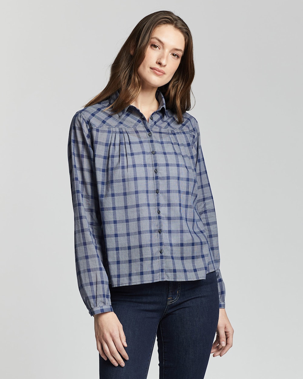 WOMEN'S AIRY COTTON SHIRT IN NAVY/WHITE PLAID image number 1