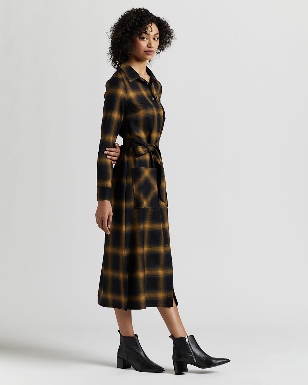 ALTERNATE VIEW OF WOMEN'S WOOL MIDI SHIRT DRESS IN BLACK/GOLD OMBRE image number 2