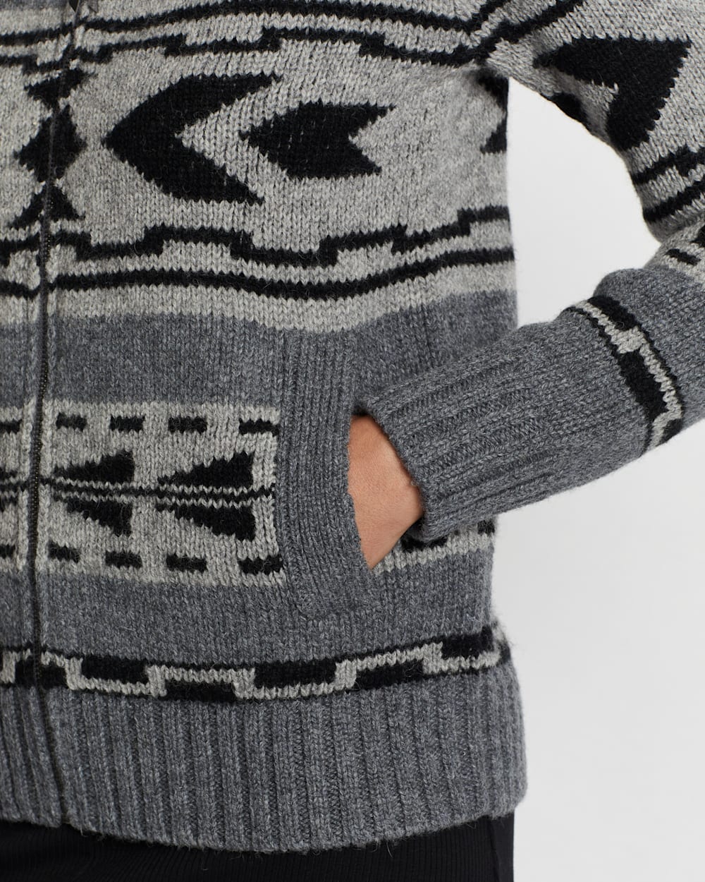 ALTERNATE VIEW OF WOMEN'S GRAPHIC SHETLAND ZIP CARDIGAN IN GREY MULTI image number 2