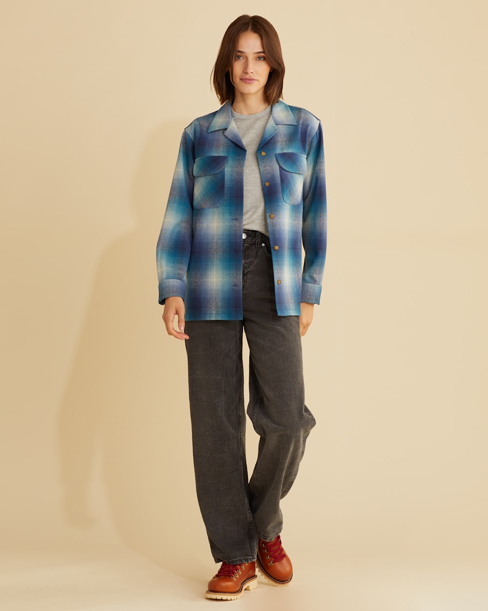 ALTERNATE VIEW OF WOMEN'S BOYFRIEND BOARD SHIRT IN BLUE OMBRE image number 5