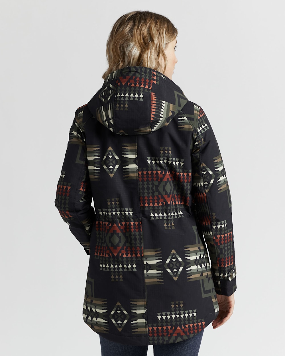 ALTERNATE VIEW OF WOMEN'S SEQUOIA INSULATED RIPSTOP ANORAK IN BLACK/OLIVE CHIEF JOSEPH image number 2