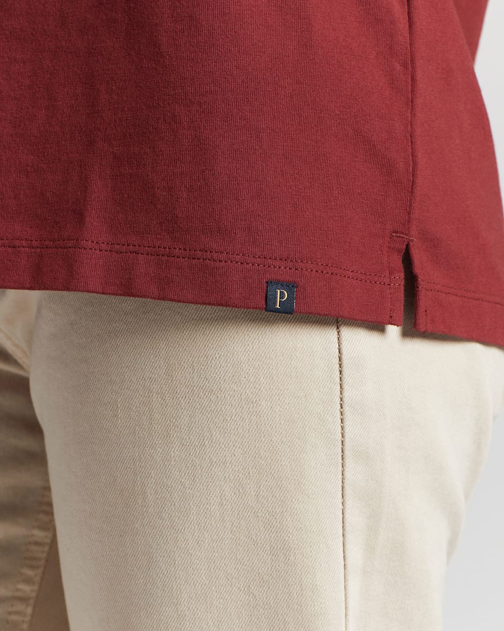 ALTERNATE VIEW OF WOMEN'S DESCHUTES TEE IN SYRAH WINE image number 4