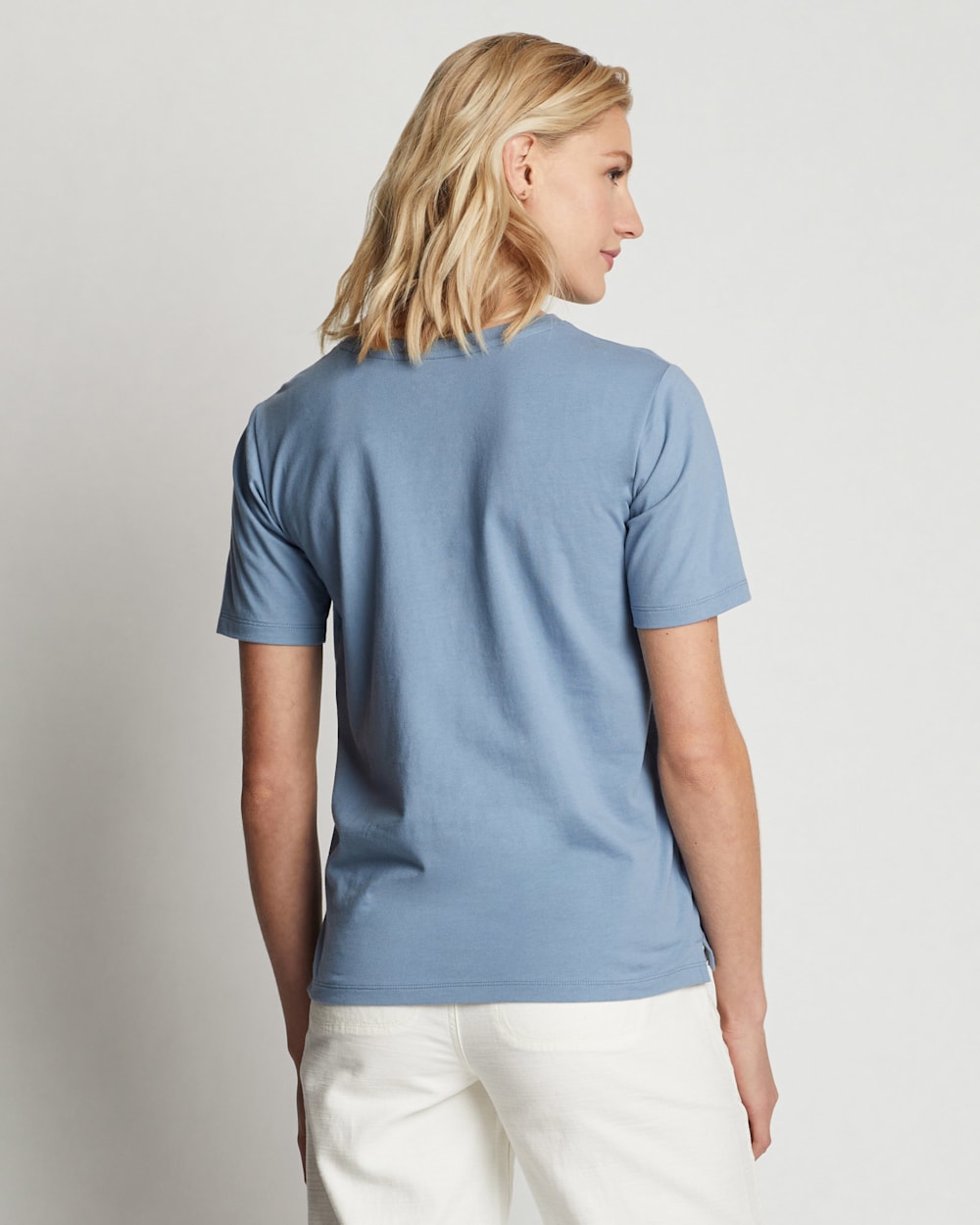 ALTERNATE VIEW OF WOMEN'S DESCHUTES TEE IN BAY BLUE image number 4