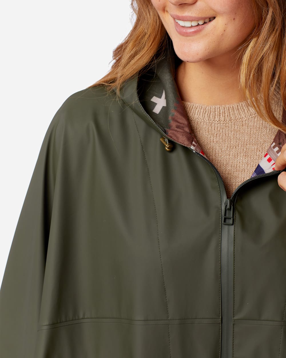 ALTERNATE VIEW OF WOMEN'S ZIP FRONT RAIN PONCHO IN OLIVE image number 2
