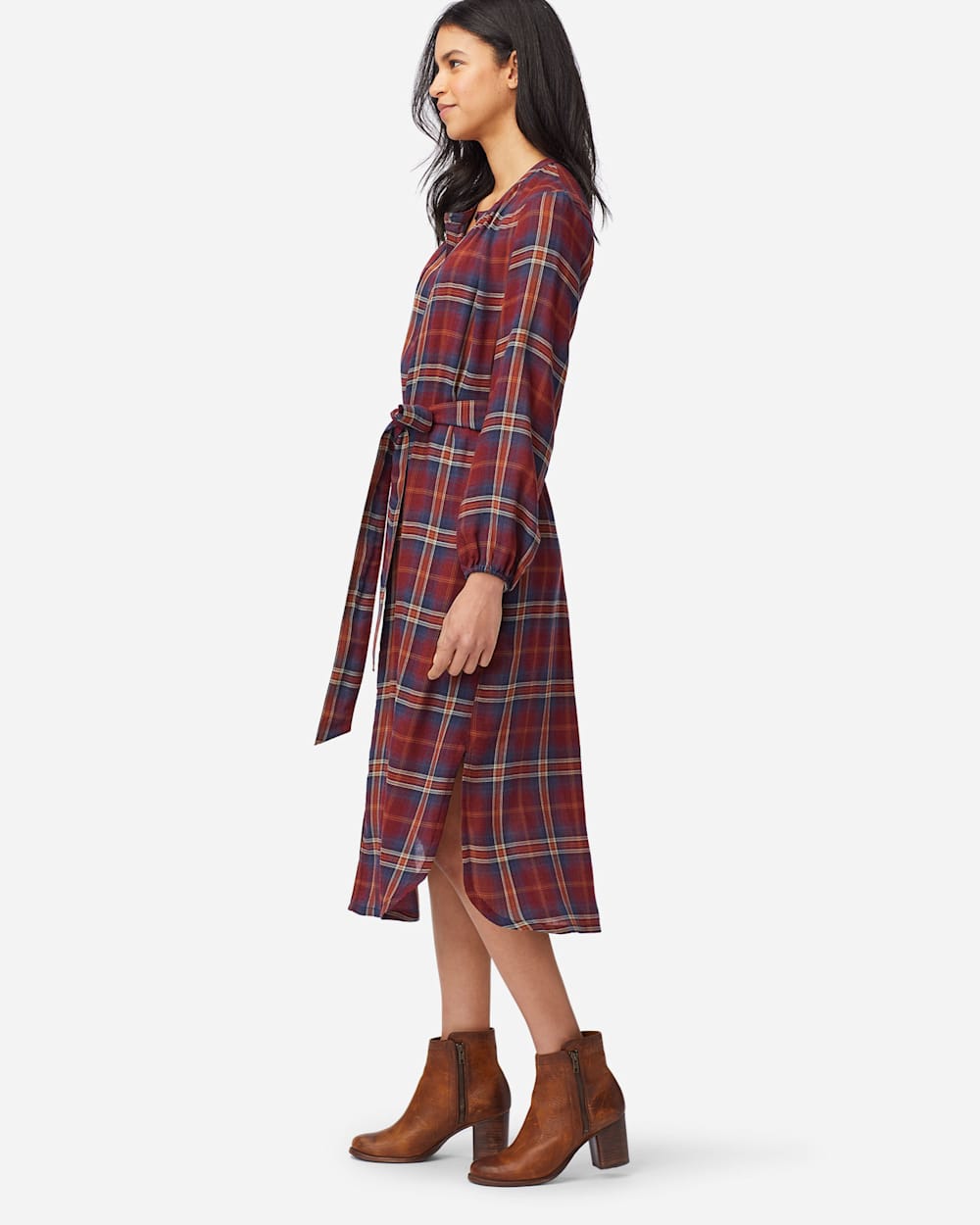 ALTERNATE VIEW OF BUTTON-FRONT PLAID DRESS IN RUST PLAID image number 2