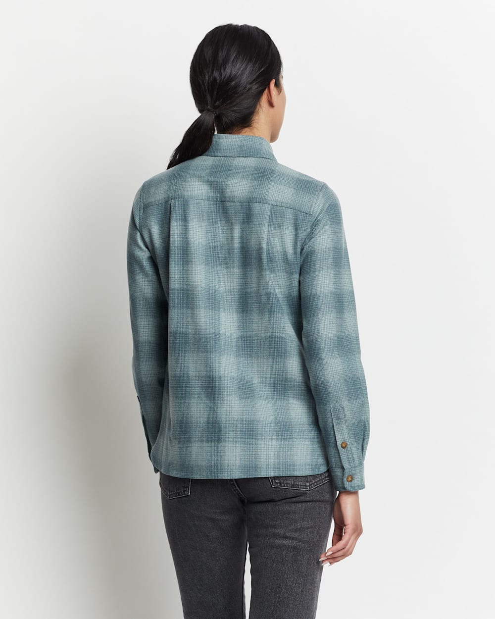 ALTERNATE VIEW OF WOMEN'S BOARD SHIRT IN BLUE SHADOW PLAID image number 5