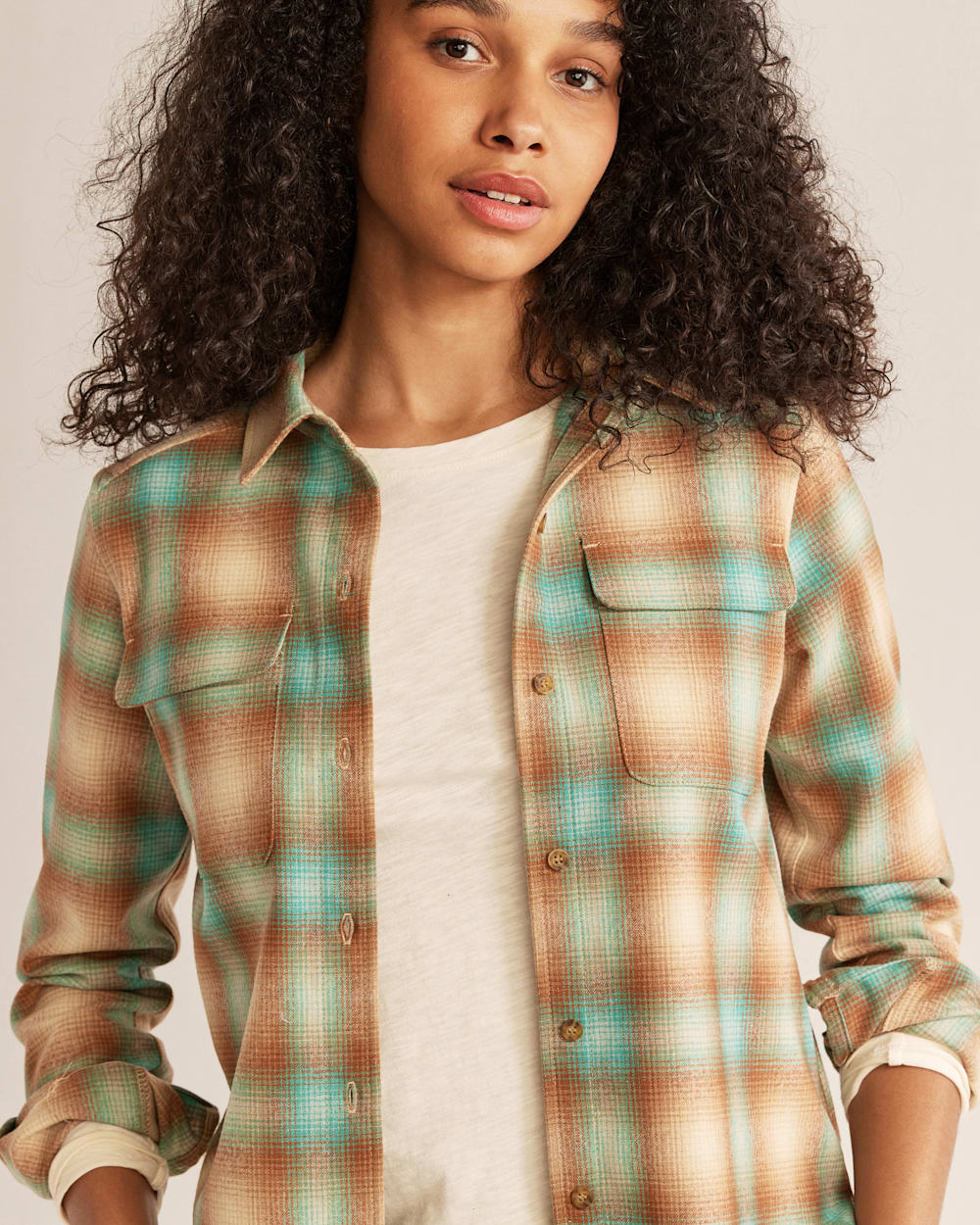 ALTERNATE VIEW OF WOMEN'S BOARD SHIRT IN BROWN/TURQUOISE OMBRE image number 4