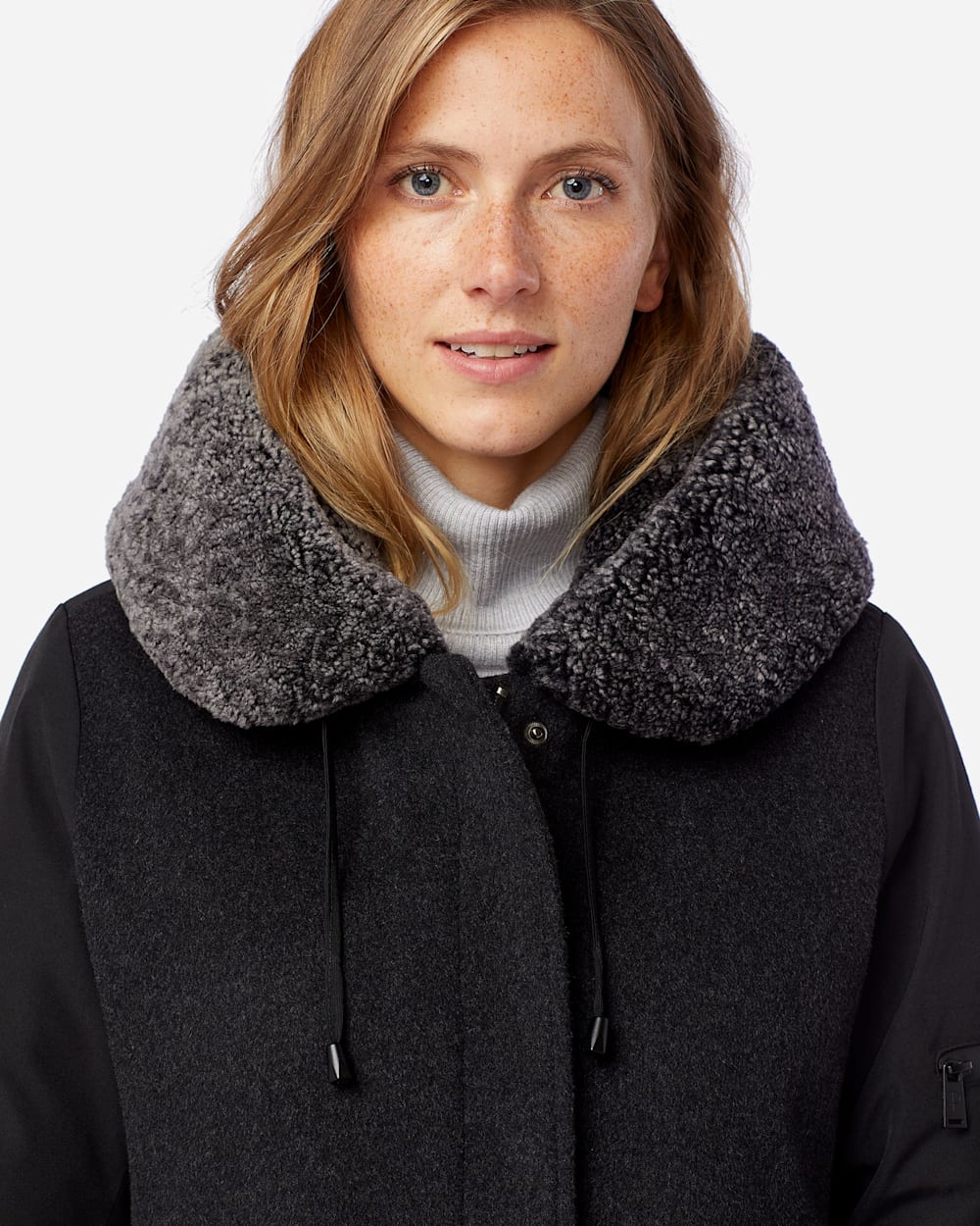 ALTERNATE VIEW OF WOMEN'S ALBANY SHEARLING-HOODED COAT IN CHARCOAL/BLACK image number 4