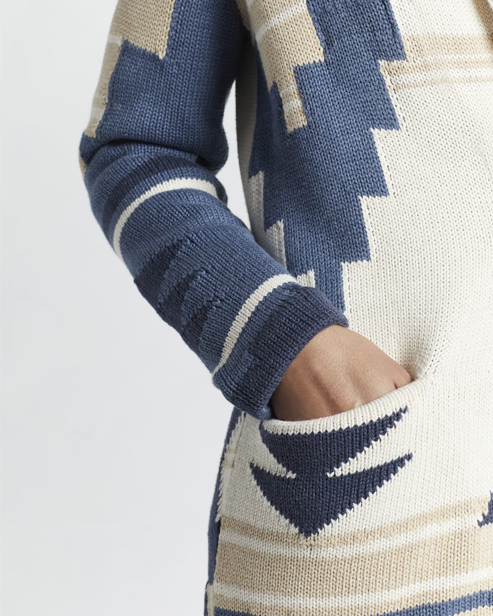 ALTERNATE VIEW OF WOMEN'S GRAPHIC CARDIGAN IN SANDSHELL/NAVY MULTI image number 4