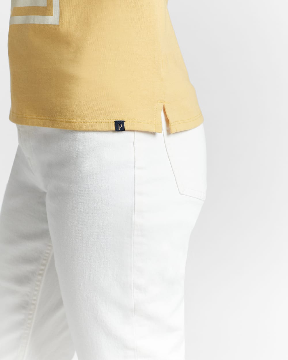 ALTERNATE VIEW OF WOMEN'S HOOD RIVER HARDING TEE IN WICKER TAN image number 4