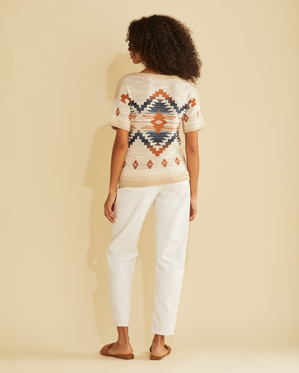 ALTERNATE VIEW OF WOMEN'S SHORT-SLEEVE GRAPHIC PULLOVER IN LINEN MULTI image number 3