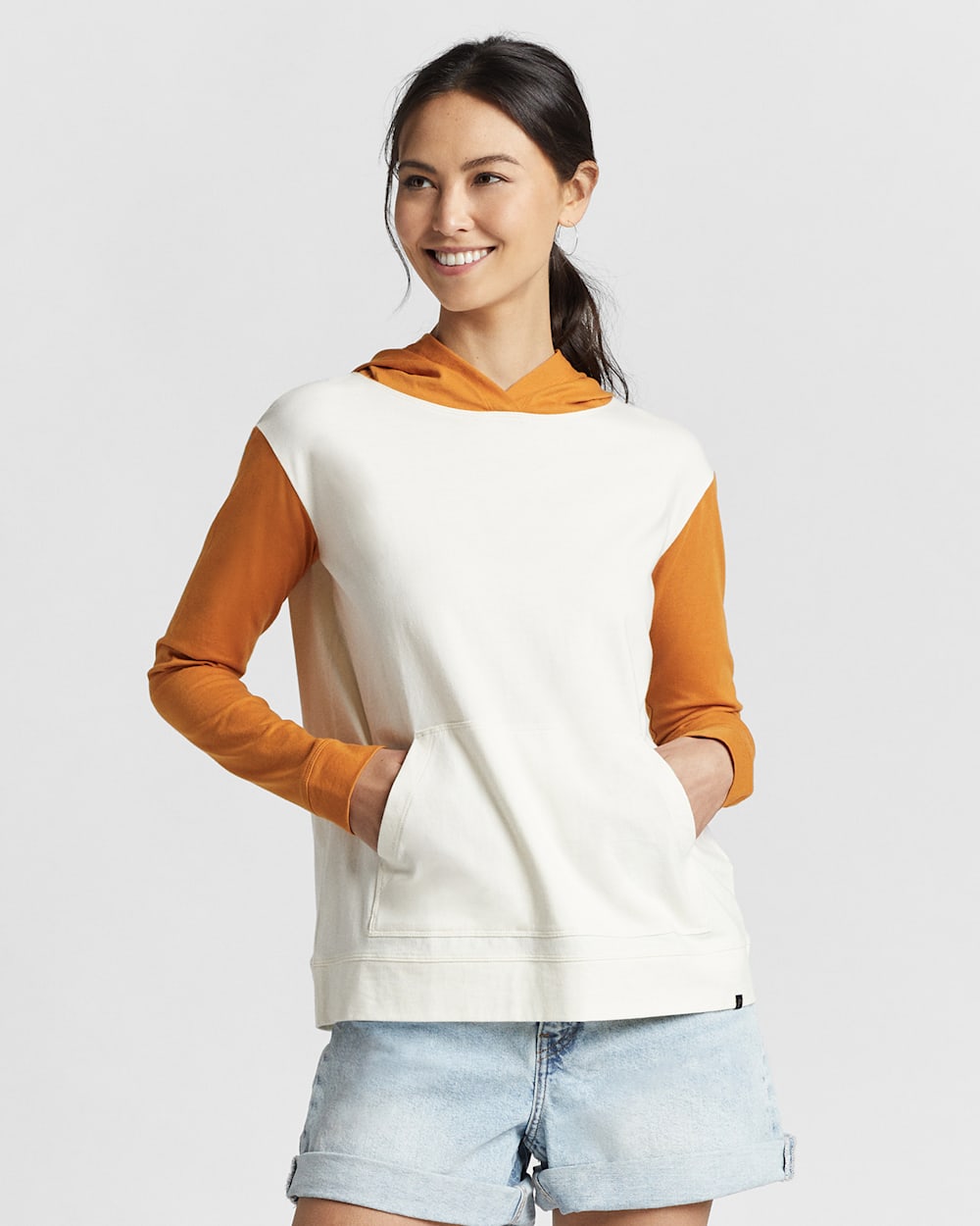WOMEN'S DESCHUTES COLORBLOCK HOODIE IN ANTIQUE WHITE/GINGER image number 1