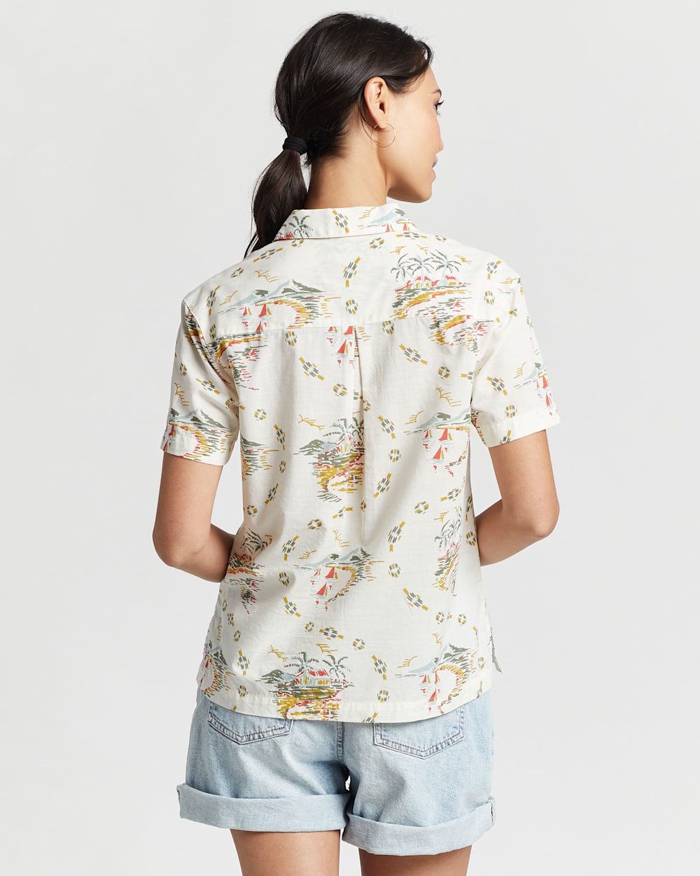 ALTERNATE VIEW OF WOMEN'S SHORT-SLEEVE COTTON CAMP SHIRT IN VINTAGE ISLAND MULTI image number 3
