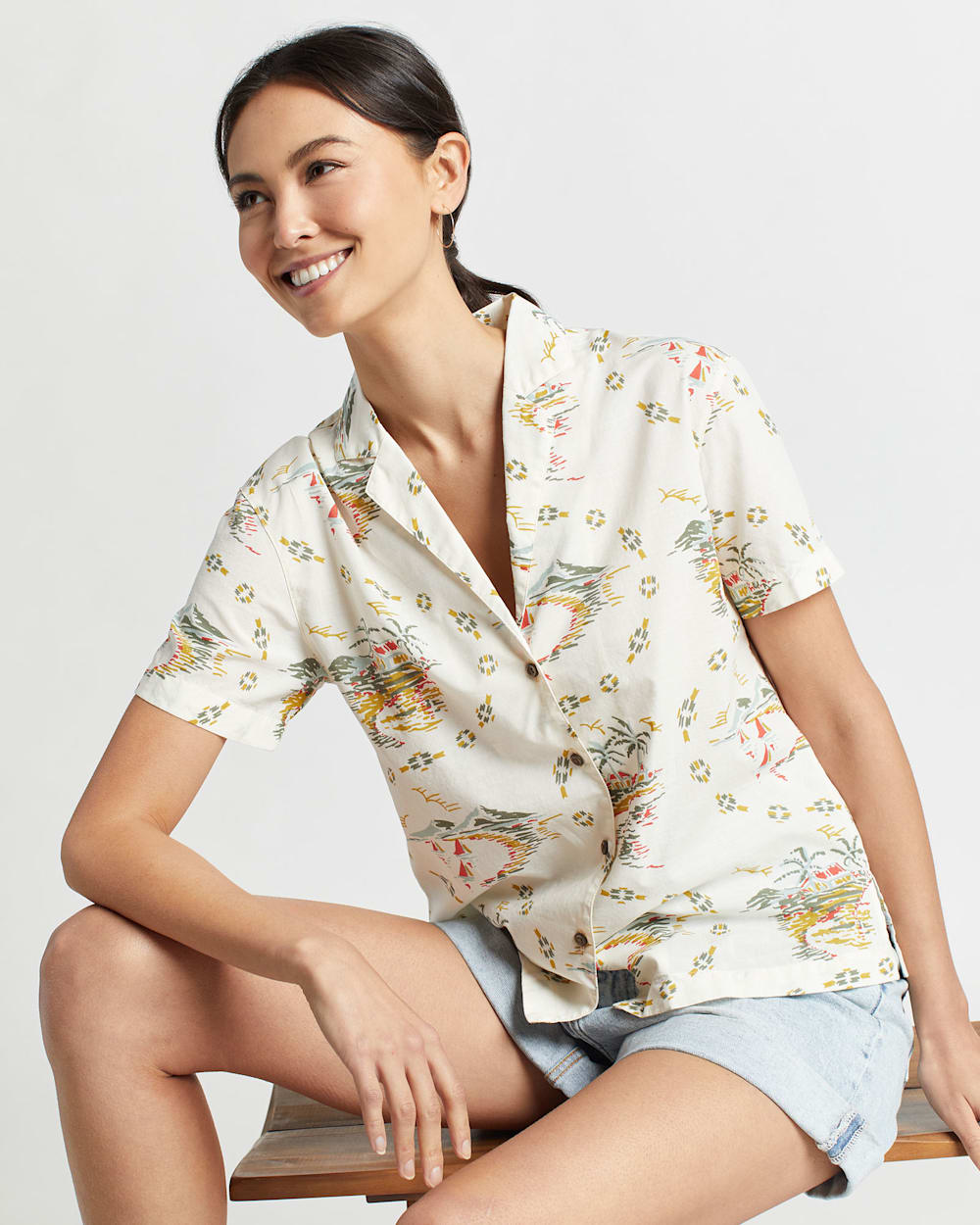 ALTERNATE VIEW OF WOMEN'S SHORT-SLEEVE COTTON CAMP SHIRT IN VINTAGE ISLAND MULTI image number 5