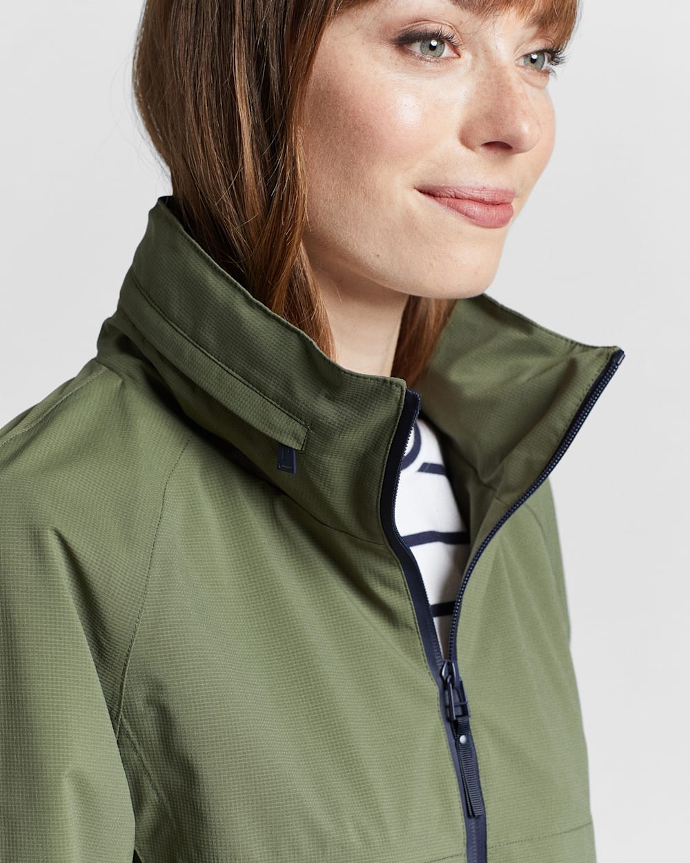 ALTERNATE VIEW OF WOMEN'S PARADISE RIPSTOP JACKET IN CLOVER image number 6