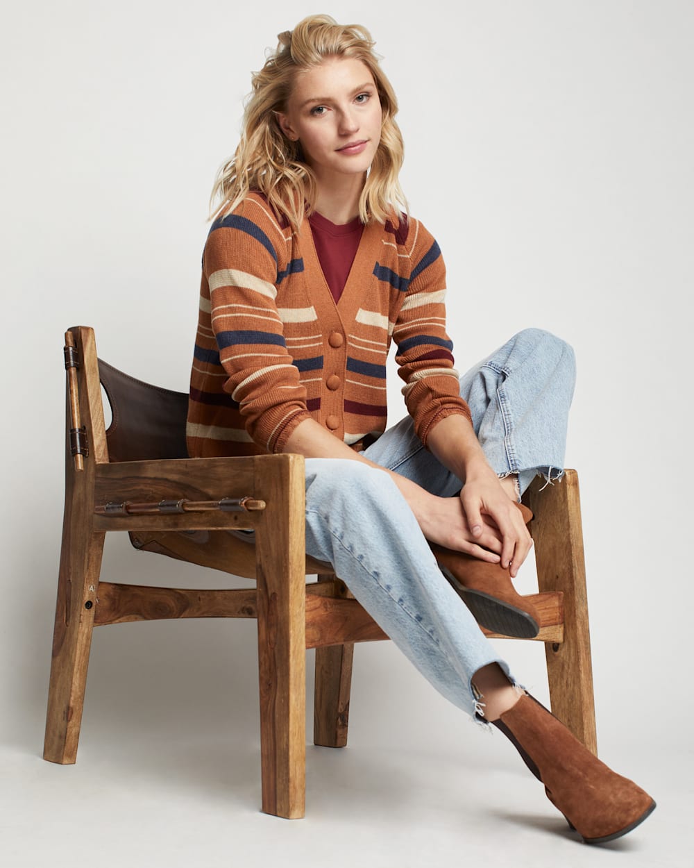 ALTERNATE VIEW OF WOMEN'S CROPPED COTTON CARDIGAN IN ADOBE BROWN MULTI image number 3