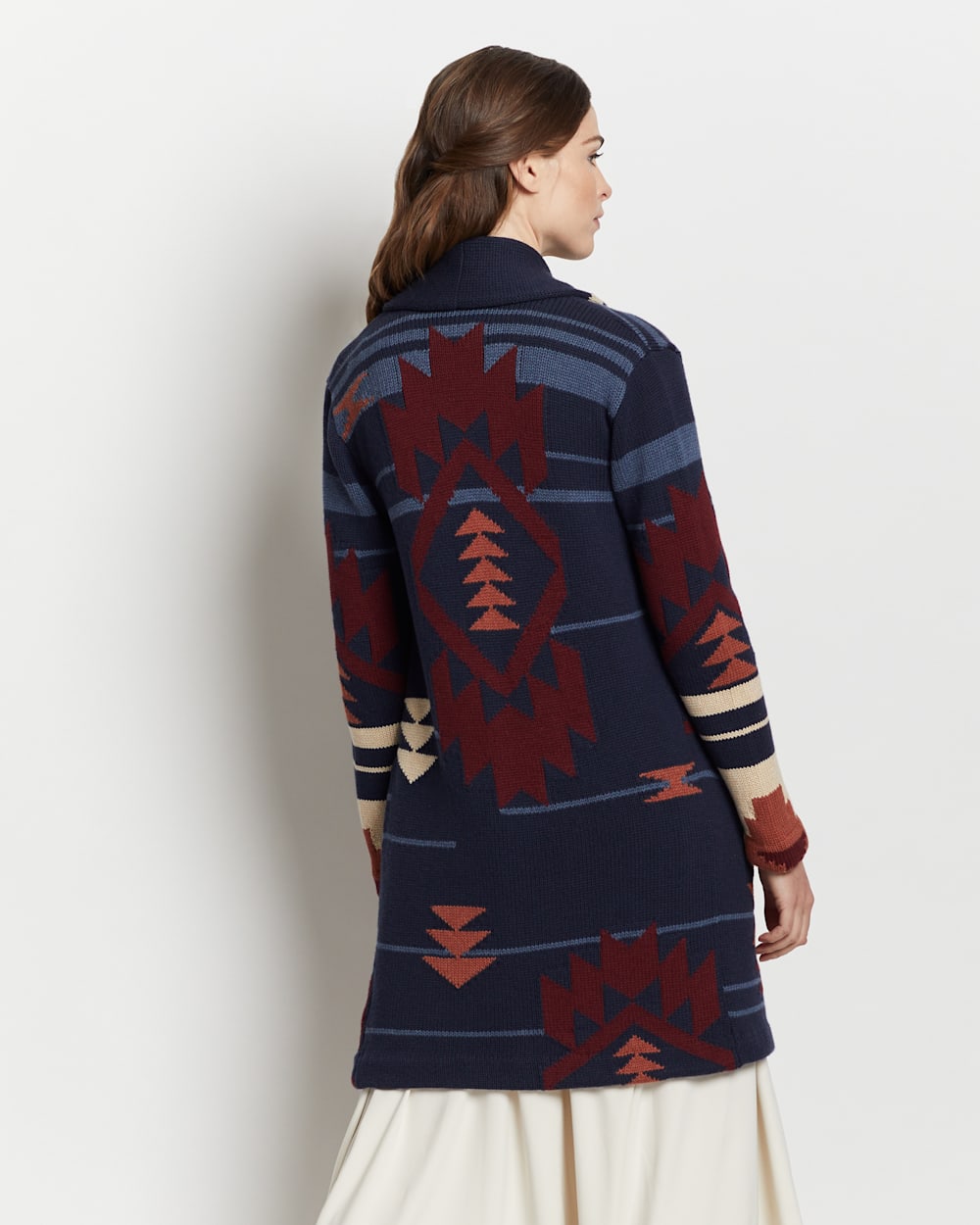 ALTERNATE VIEW OF WOMEN'S GRAPHIC SWEATER COAT IN NAVY/MAROON MULTI image number 2
