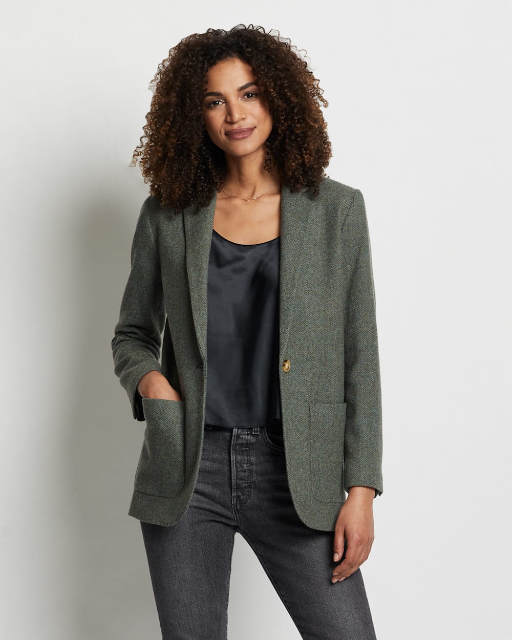 ALTERNATE VIEW OF WOMEN'S DAVIS HERRINGBONE WOOL BLAZER IN GREEN/SHALE MIX image number 3