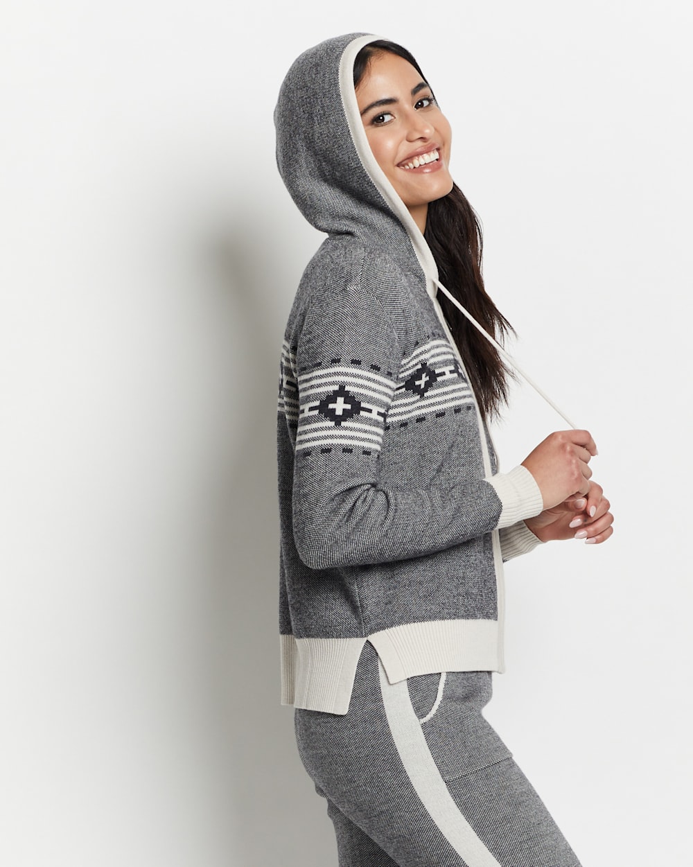 Merino zip up shop