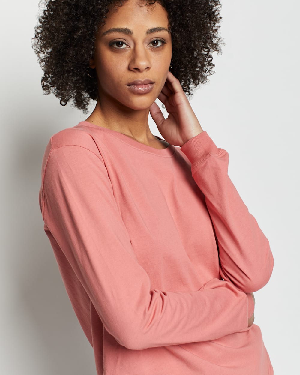 ALTERNATE VIEW OF WOMEN'S LONG-SLEEVE DESCHUTES TEE IN FADED ROSE image number 4