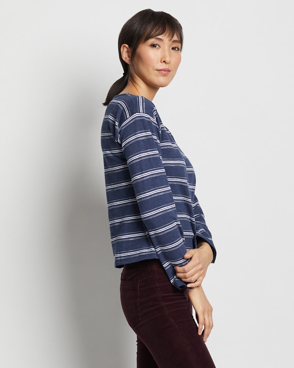 ALTERNATE VIEW OF WOMEN'S COTTON SLUB BOATNECK TEE IN INDIGO BLUE/WHITE STRIPE image number 2