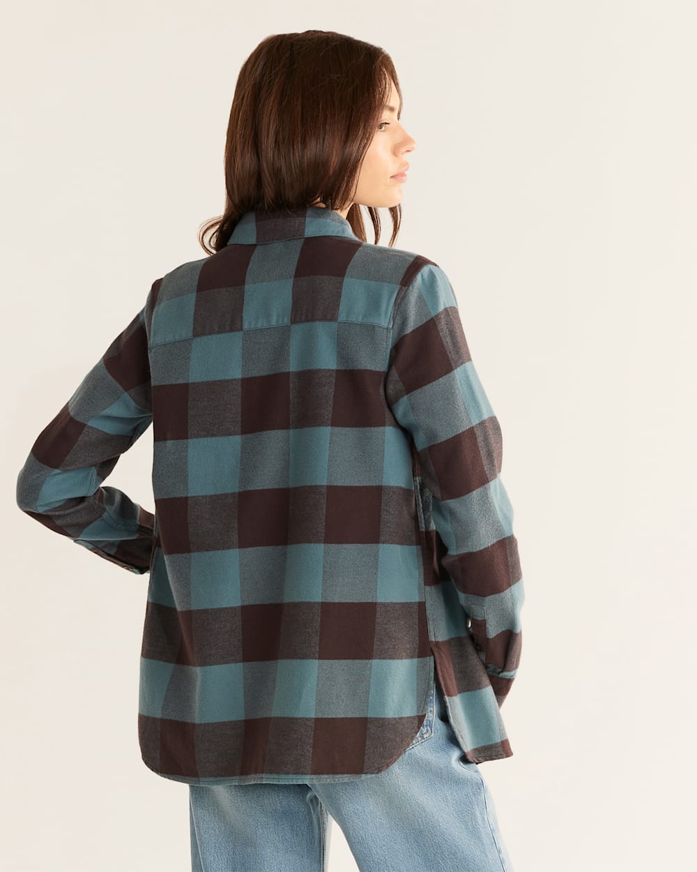 ALTERNATE VIEW OF WOMEN'S MADISON DOUBLE-BRUSHED FLANNEL SHIRT IN SHALE/COFFEE BUFFALO CHECK image number 3