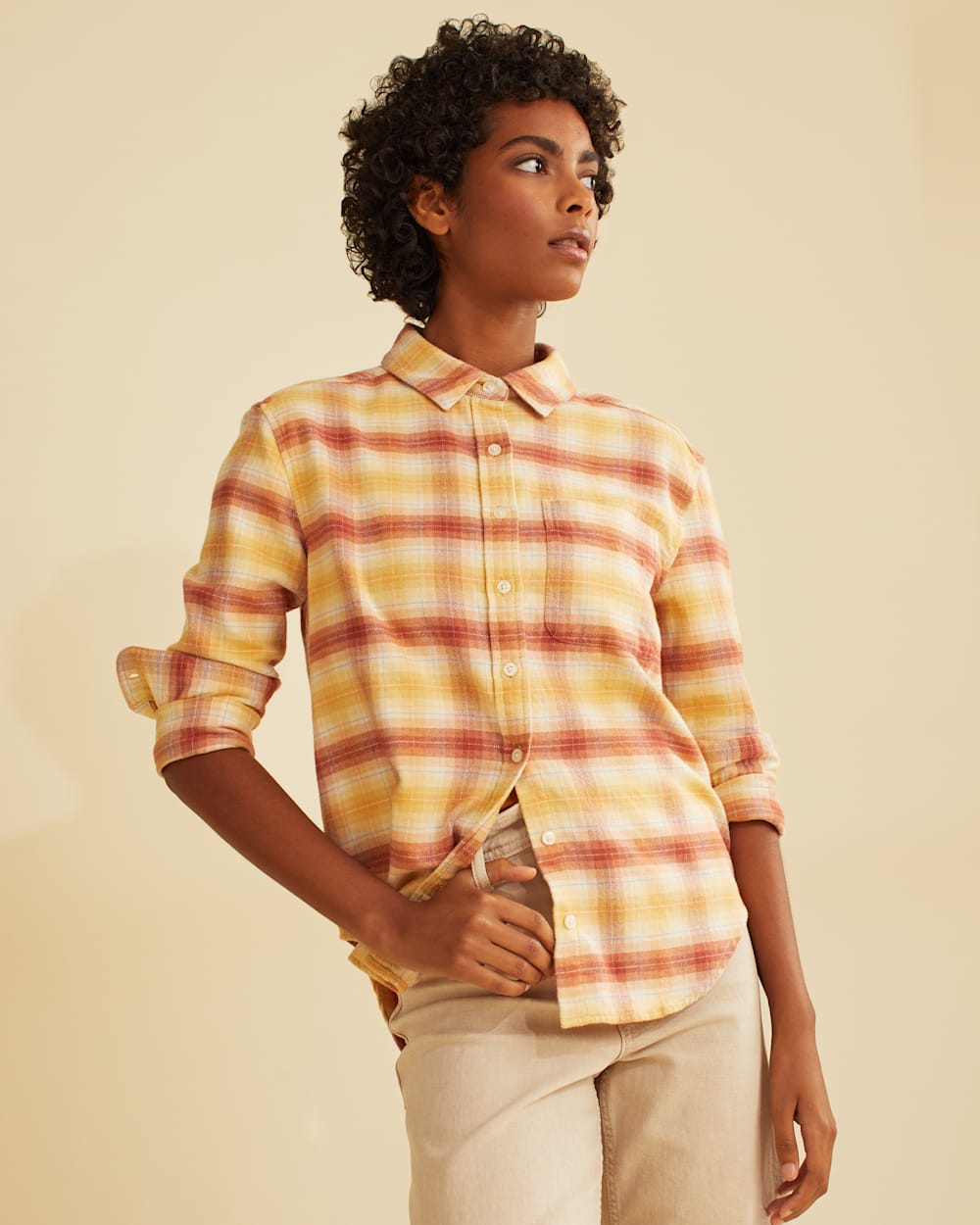 ALTERNATE VIEW OF WOMEN'S BOYFRIEND DOUBLE-BRUSHED FLANNEL SHIRT IN SAHARA SAND/REDWOOD PLAID image number 6