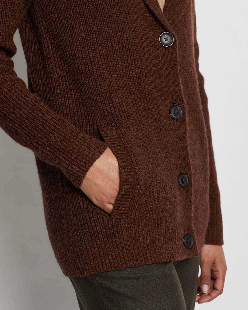 WOMEN'S SHETLAND COLLECTION CARDIGAN