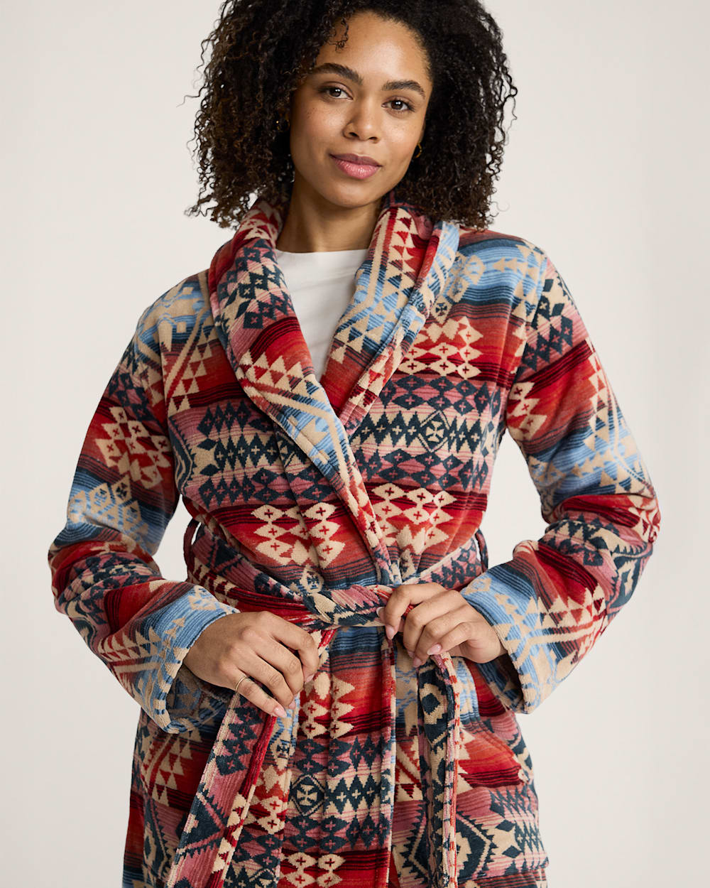 ALTERNATE VIEW OF WOMEN'S COTTON TERRY VELOUR ROBE IN CANYONLANDS DESERT SKY image number 4
