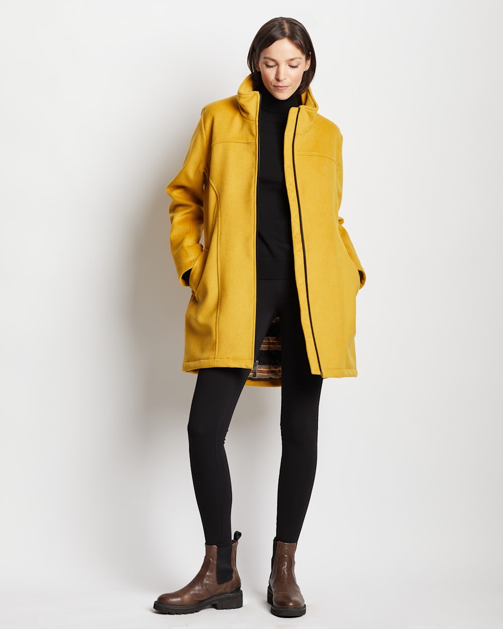 WOMEN'S HAMPTON COAT IN GOLDENROD image number 1