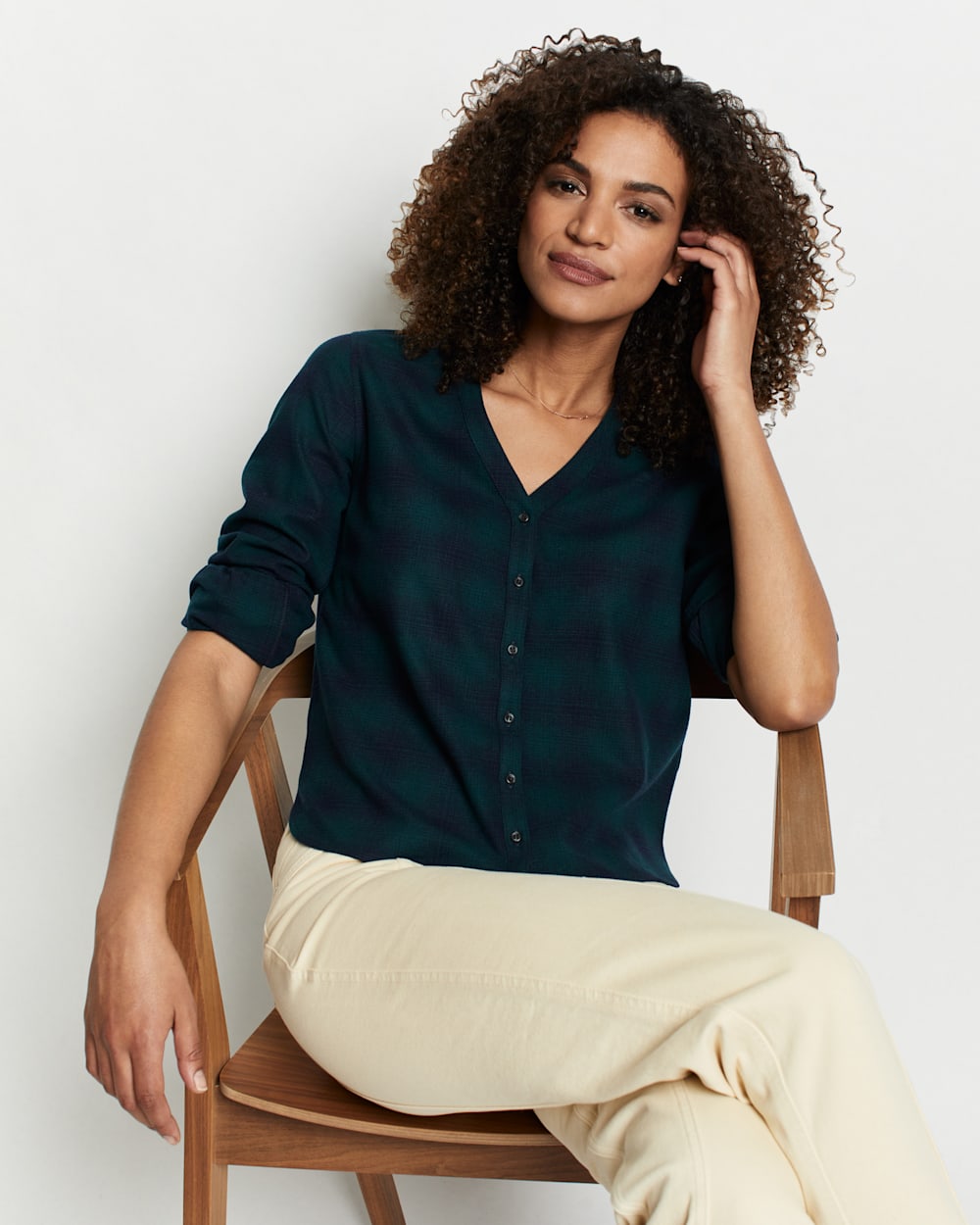 WOMEN'S LENA MERINO V-NECK SHIRT IN GREEN/NAVY SHADOW PLAID image number 1