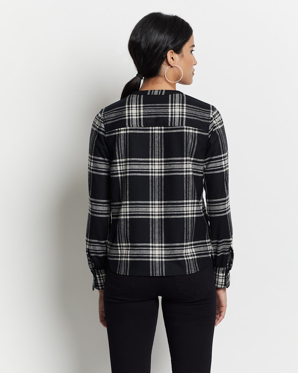 ALTERNATE VIEW OF WOMEN'S LENA MERINO V-NECK SHIRT IN BLACK/IVORY TARTAN image number 3