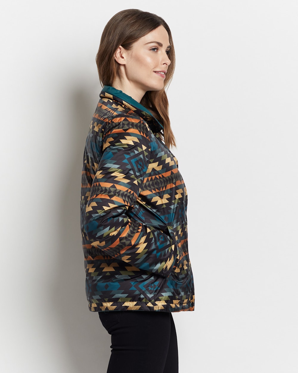 ALTERNATE VIEW OF WOMEN'S PACKABLE DOWN REVERSIBLE JACKET IN BLACK PUEBLO DWELLING image number 5