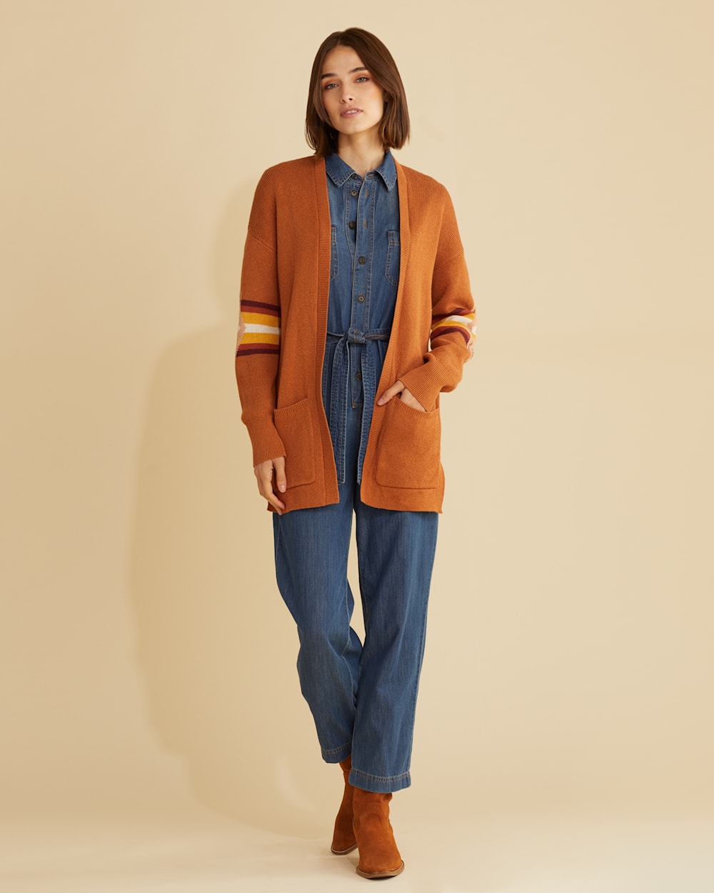 ALTERNATE VIEW OF WOMEN'S SIERRA SPRINGS COTTON CARDIGAN IN BROWN HARDING image number 2