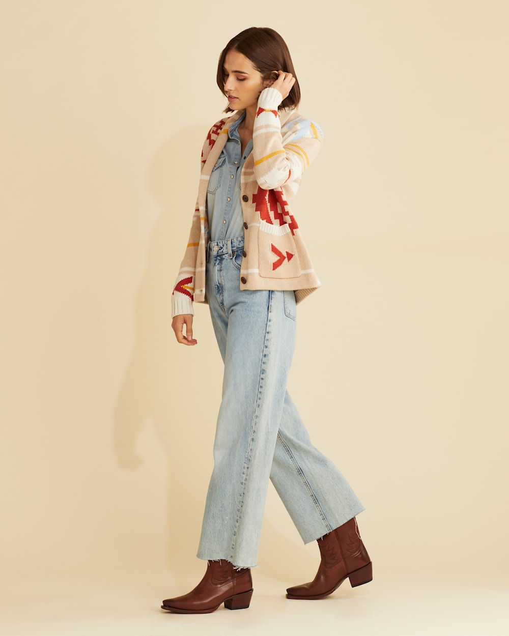 ALTERNATE VIEW OF WOMEN'S TAOS CARDIGAN IN IRISH CREAM MULTI image number 2