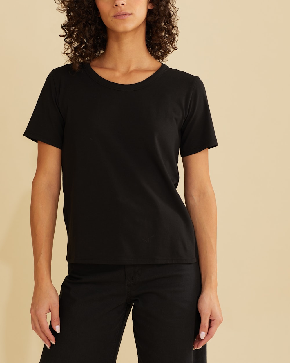 ALTERNATE VIEW OF WOMEN'S MCKENZIE TEE IN BLACK image number 3