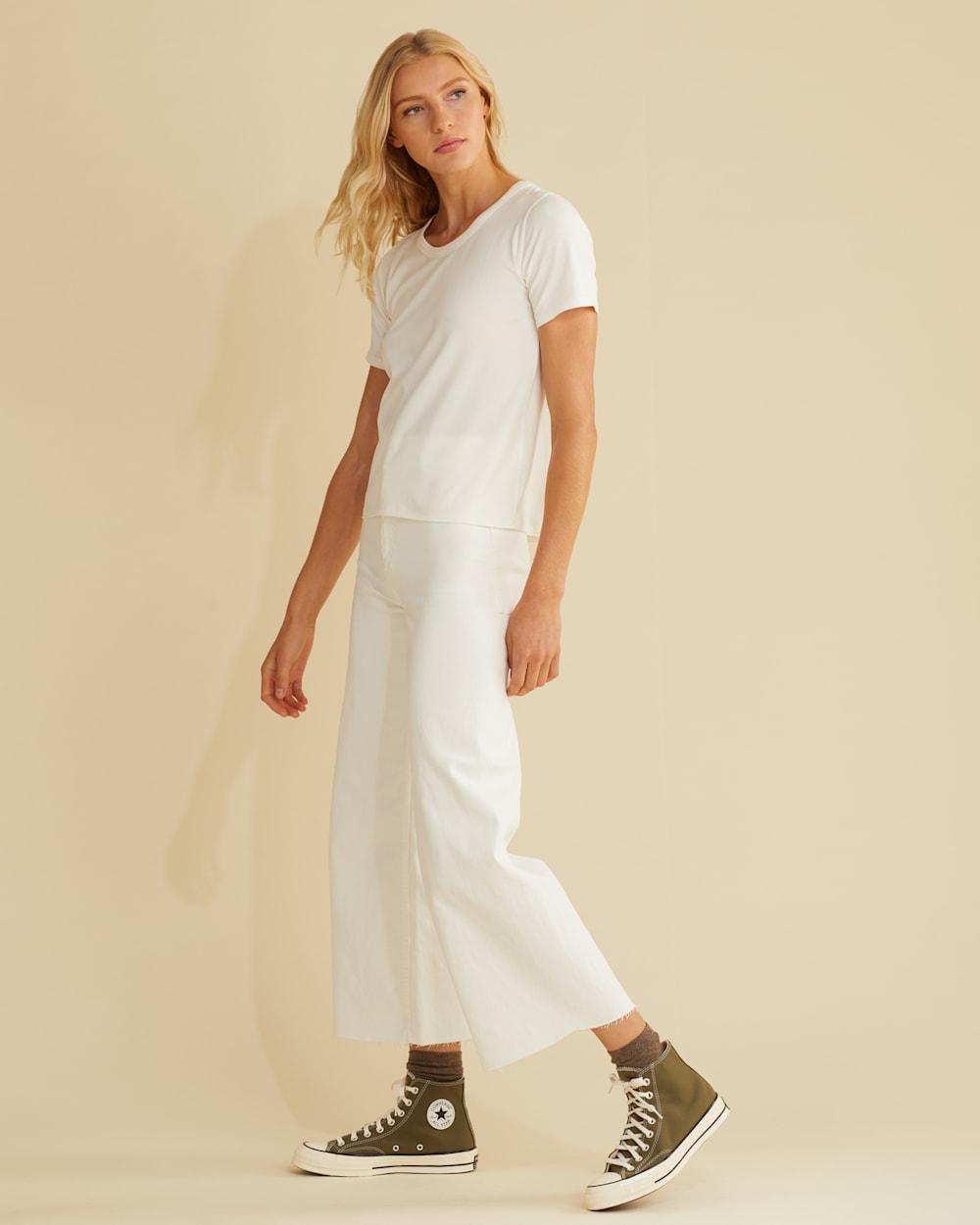 ALTERNATE VIEW OF WOMEN'S MCKENZIE TEE IN SOFT ECRU image number 4