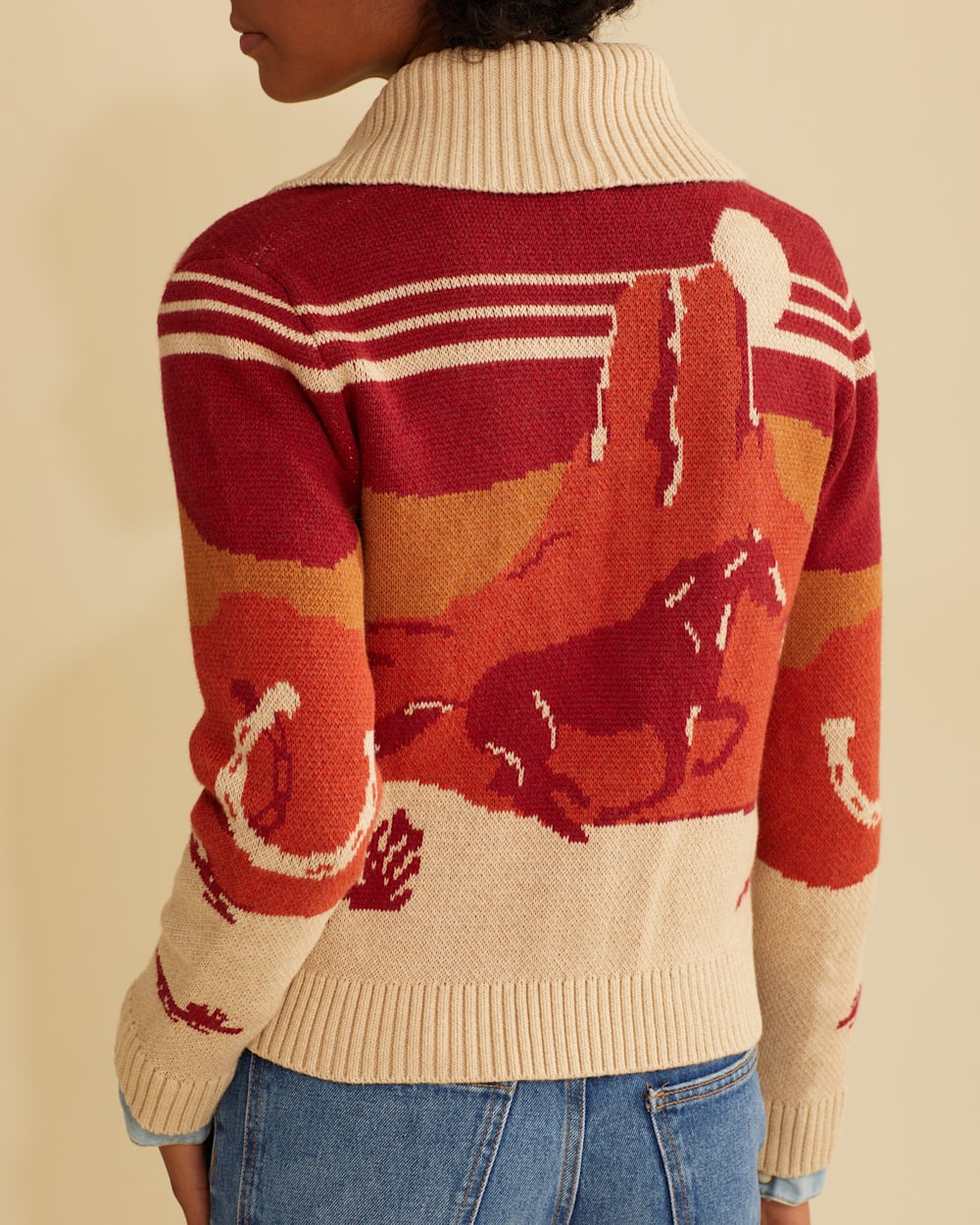 ALTERNATE VIEW OF WOMEN'S WESTERN SCENIC COTTON CARDIGAN IN RED/SAND MULTI image number 2