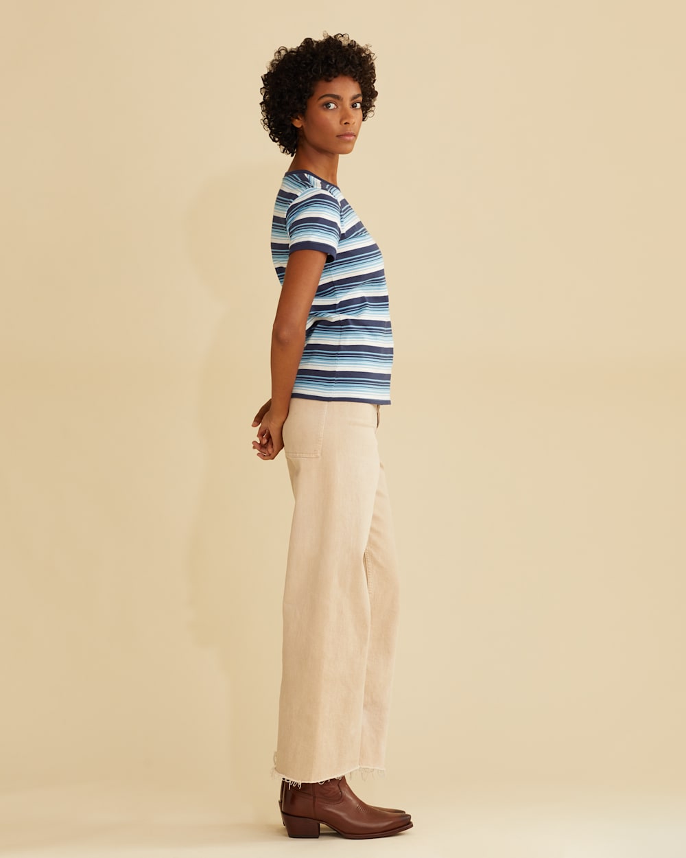 ALTERNATE VIEW OF WOMEN'S DESCHUTES RINGER TEE IN BLUE MULTI STRIPE image number 2