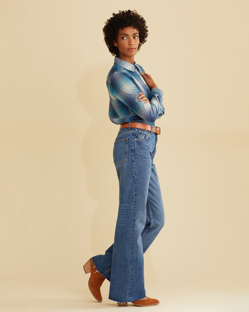 ALTERNATE VIEW OF WOMEN'S MEREDITH WOOL SHIRT IN BLUE OMBRE image number 5