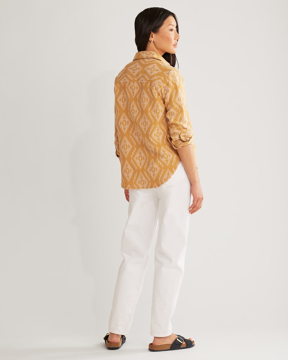 ALTERNATE VIEW OF WOMEN'S DOUBLESOFT LONG BEACH SHIRT IN CURRY/BROWN SUGAR image number 2