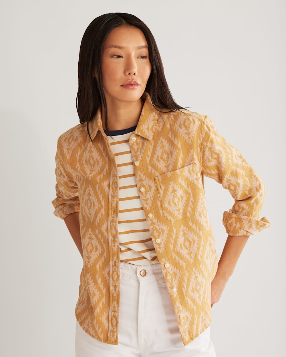 ALTERNATE VIEW OF WOMEN'S DOUBLESOFT LONG BEACH SHIRT IN CURRY/BROWN SUGAR image number 3