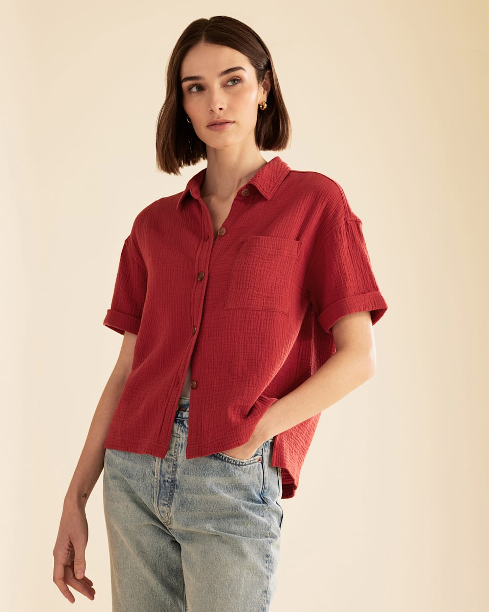 WOMEN'S BUTTON-UP COTTON GAUZE SHIRT IN RED OCHRE image number 1