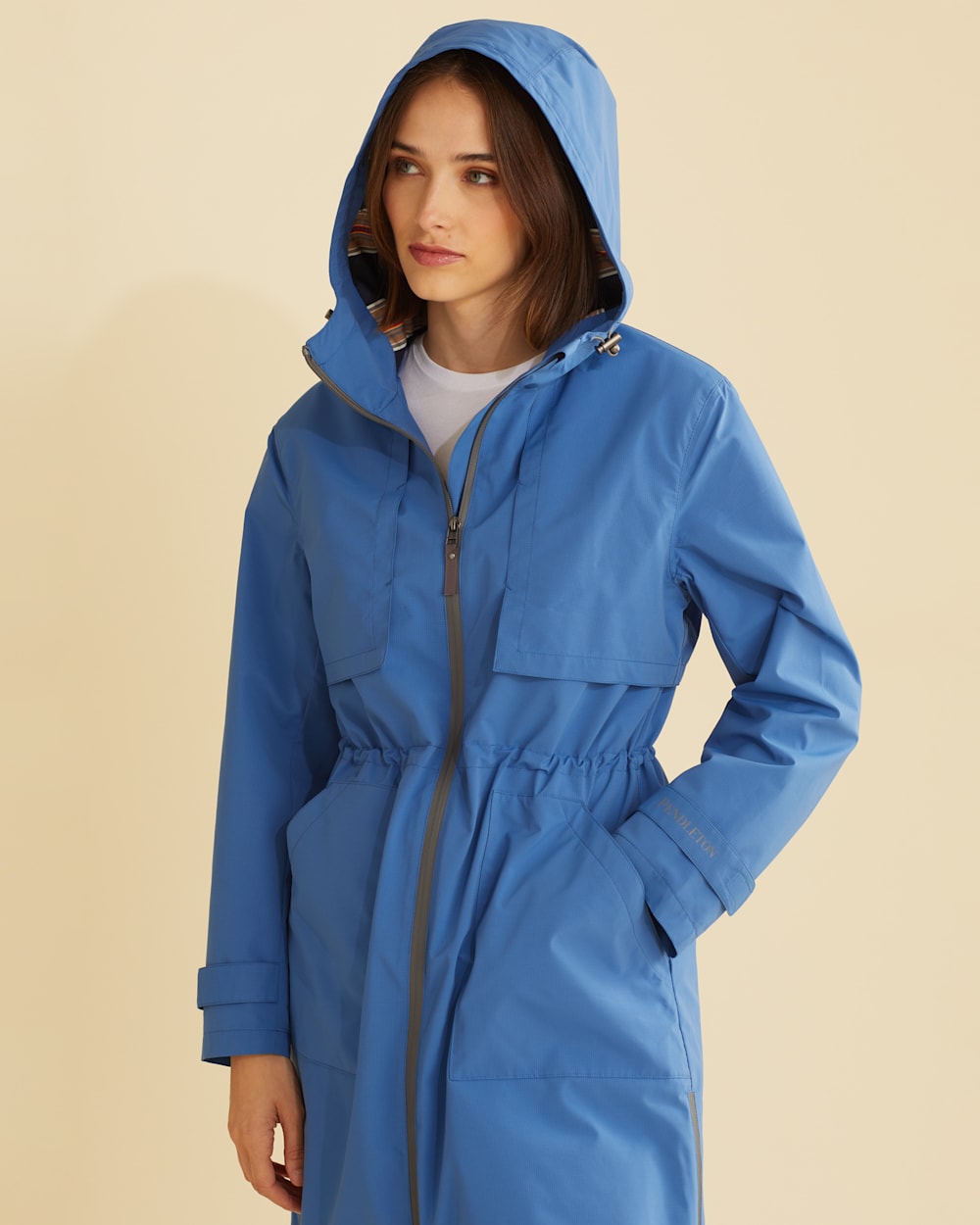 ALTERNATE VIEW OF WOMEN'S PACIFICA MINI RIPSTOP TRENCH IN MARINE BLUE image number 2