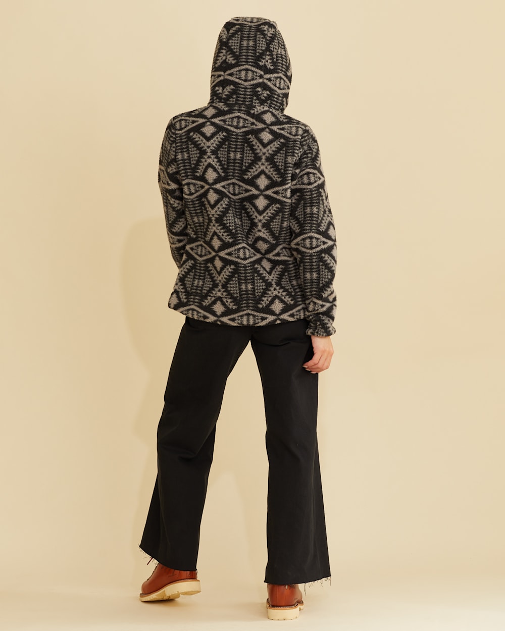 ALTERNATE VIEW OF WOMEN'S FLEECE HOODED JACKET IN BLACK/SILVER DIAMOND RIVER image number 4