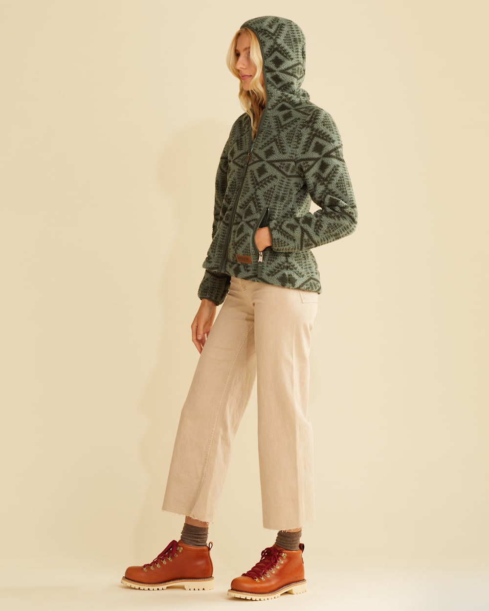 ALTERNATE VIEW OF WOMEN'S FLEECE HOODED JACKET IN MOSS/FOREST DIAMOND RIVER image number 4