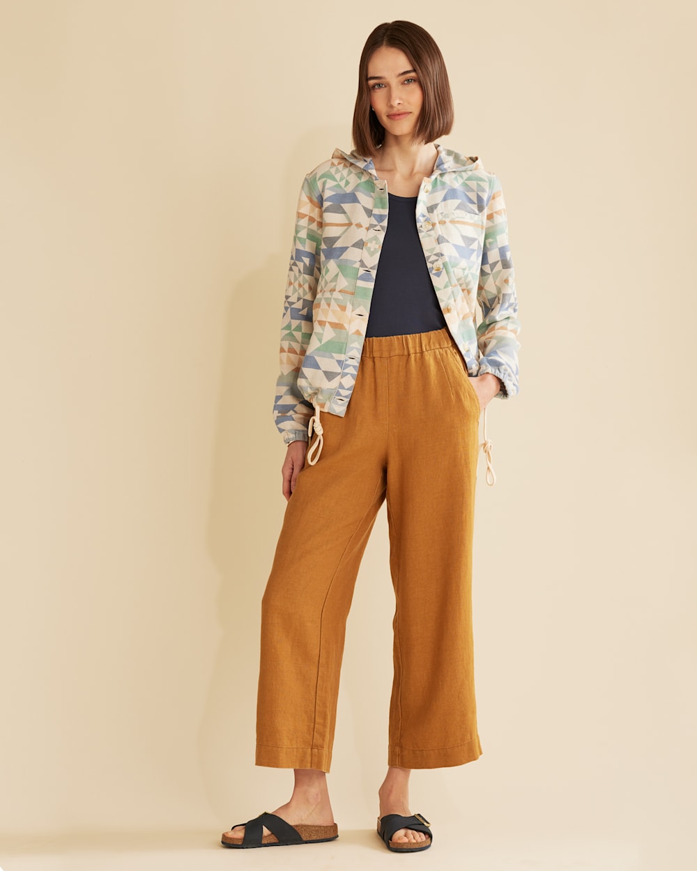 WOMEN�S BROADWAY LINEN PANTS IN MEDAL BRONZE image number 1